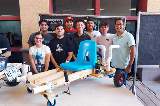 Estudiantes de Manufactura presentan innovadores proyectos