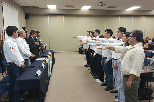 Entregan a ITSON banderín como Universidad Sobresaliente 2024